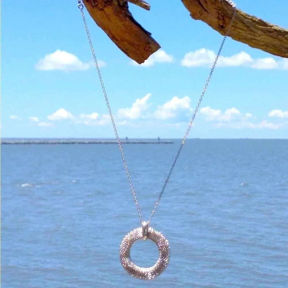 VINTAGE STERLING MESH DONUT SHAPED PENDANT ON 18” CHAIN W BRACELET AND R… - Picture 9 of 15